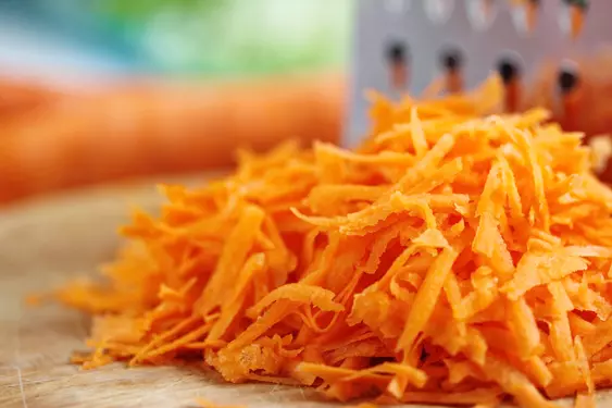gratedcarrot.jpg