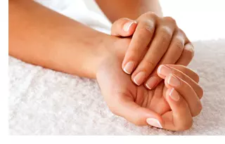 article_other_healthynails.jpg