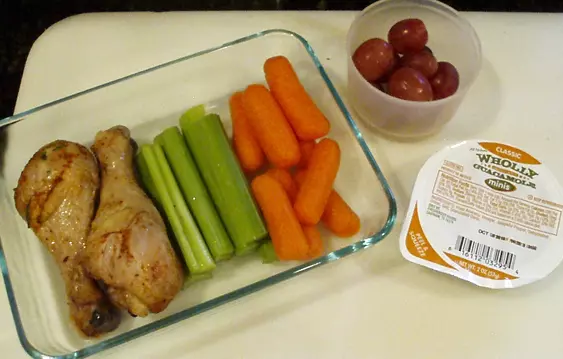 EasySchoolLunches_ChickenLegFinal.jpg