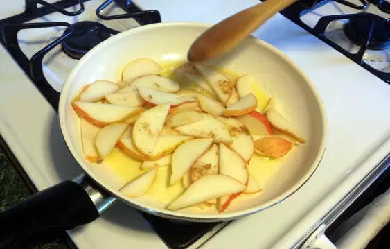MothersDay_PearsCookingInButter.jpg