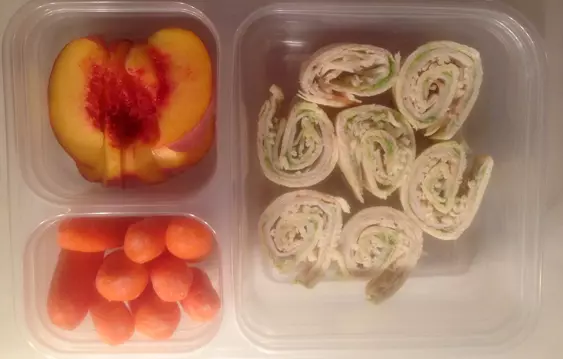 EasySchoolLunches_TurkeyRollUpFinal.jpg