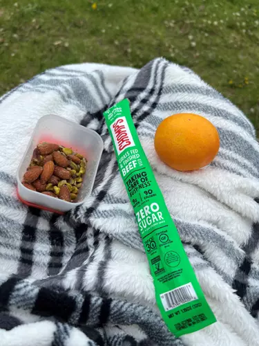 beefstick-nuts.jpg