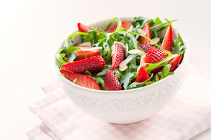 strawberry-spinach-salad.jpg