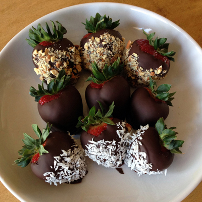 MothersDay_ChocoStrawberries.jpg
